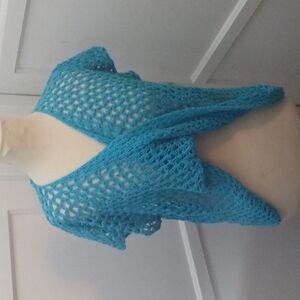 Pure Handknit bluetwist front top